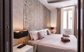 Daphne Suites
